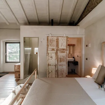 Stone House - By Myhomeincomo Holiday home
