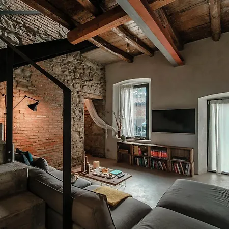 Stone House - By Myhomeincomo Holiday home Orsenigo