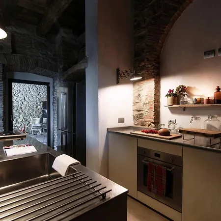 Stone House - By Myhomeincomo Holiday home Orsenigo